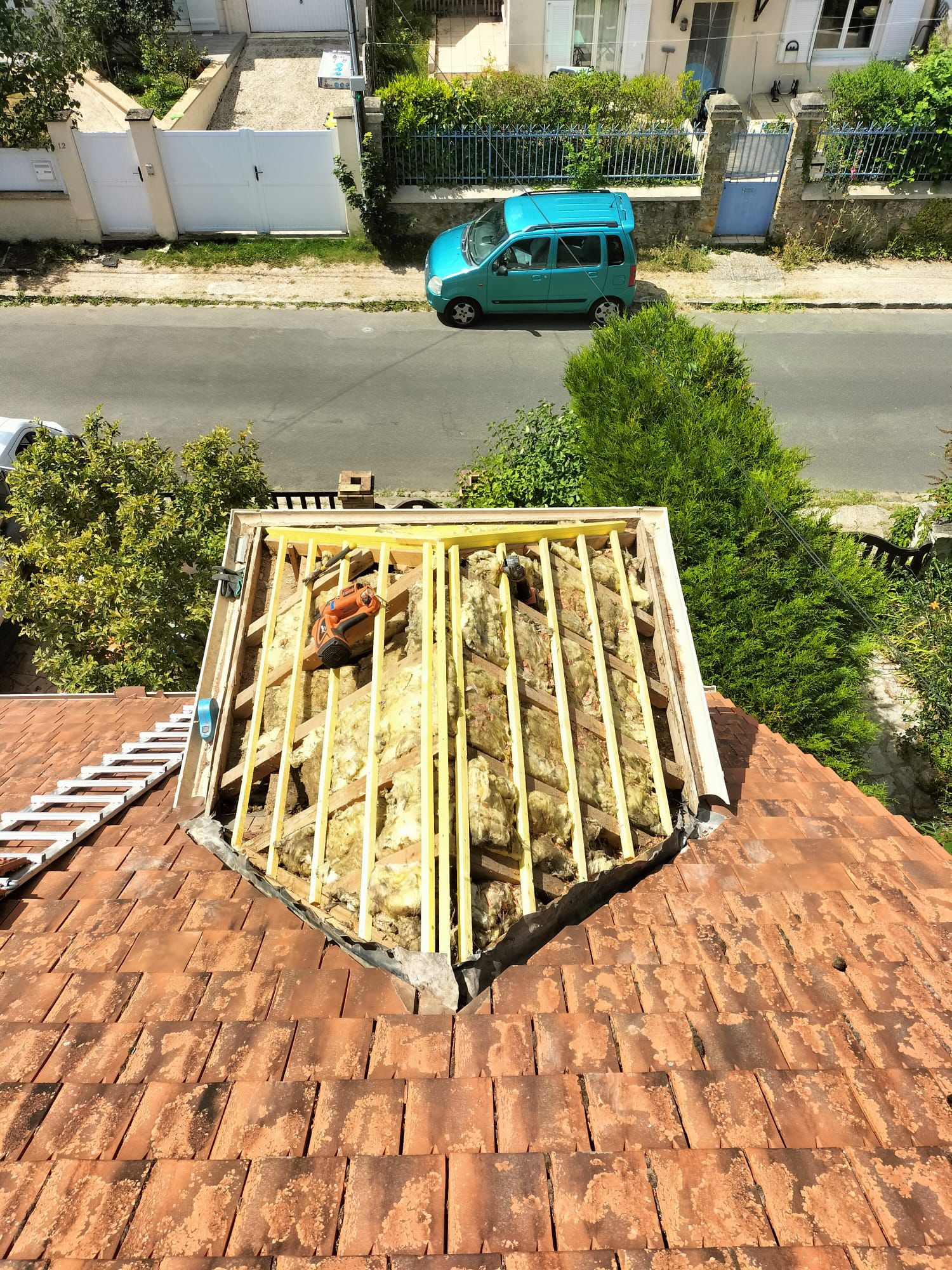 Travaux de toiture noisiel 77186 avant