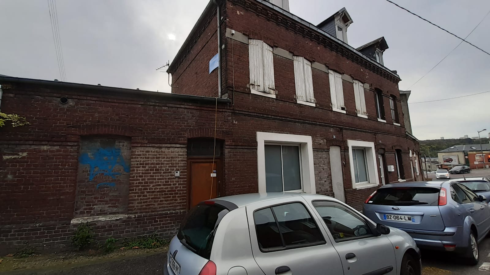 Ravalement facade vitry sur seine 94400 avant